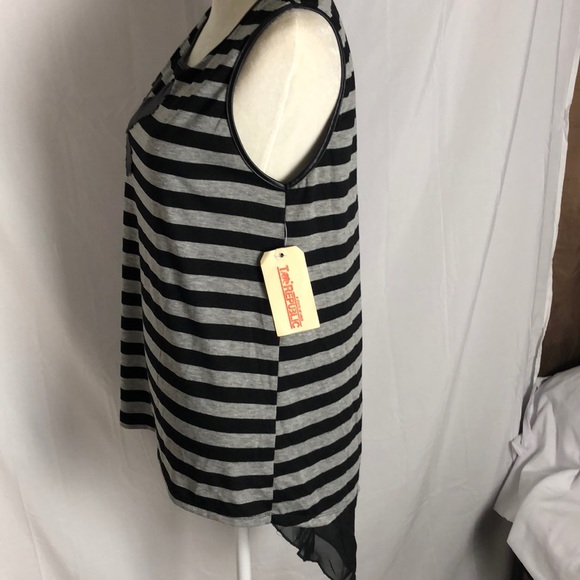 The Republic medium - Picture 4 of 5